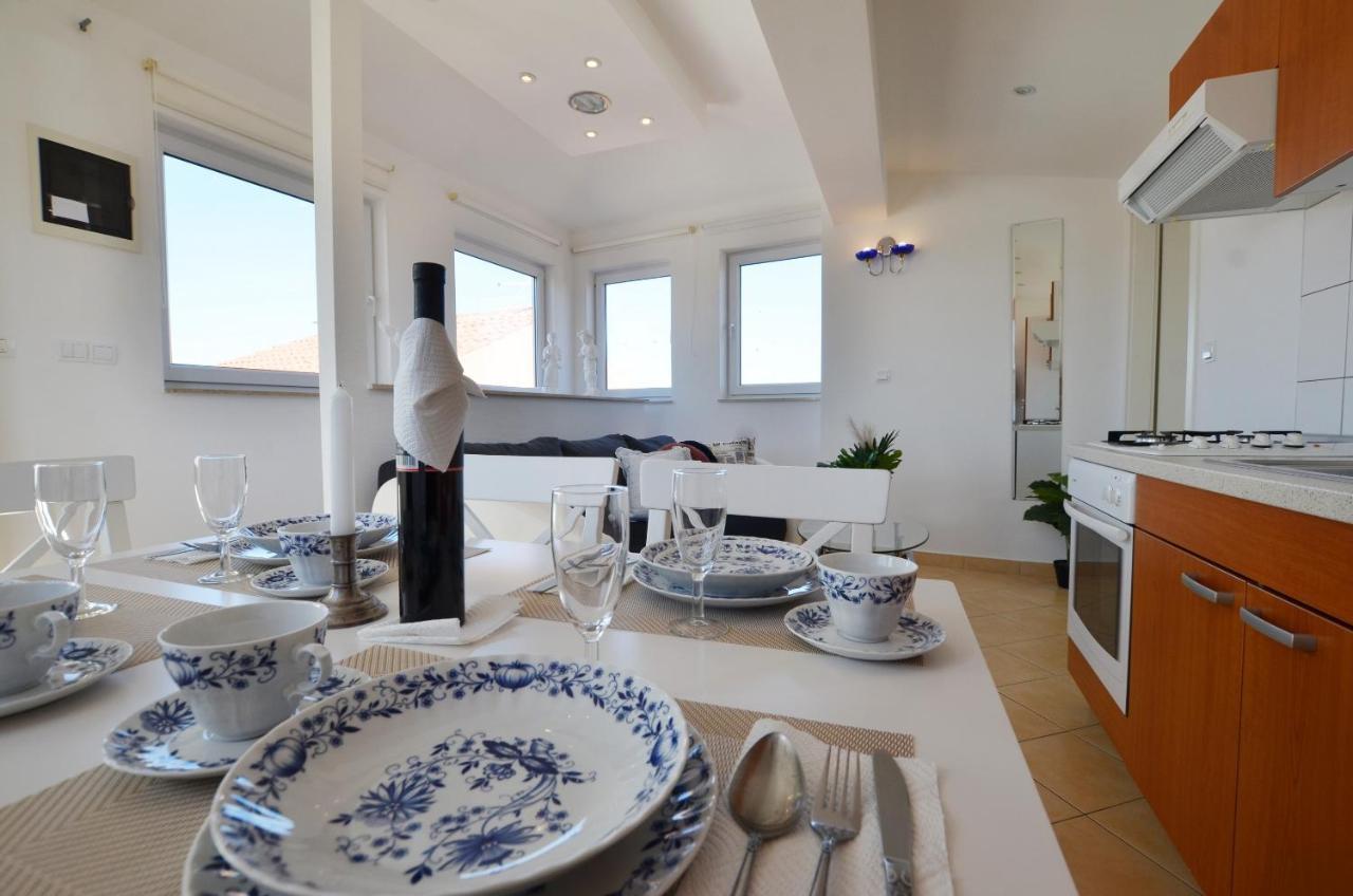 Peter Apartment 罗维尼 外观 照片