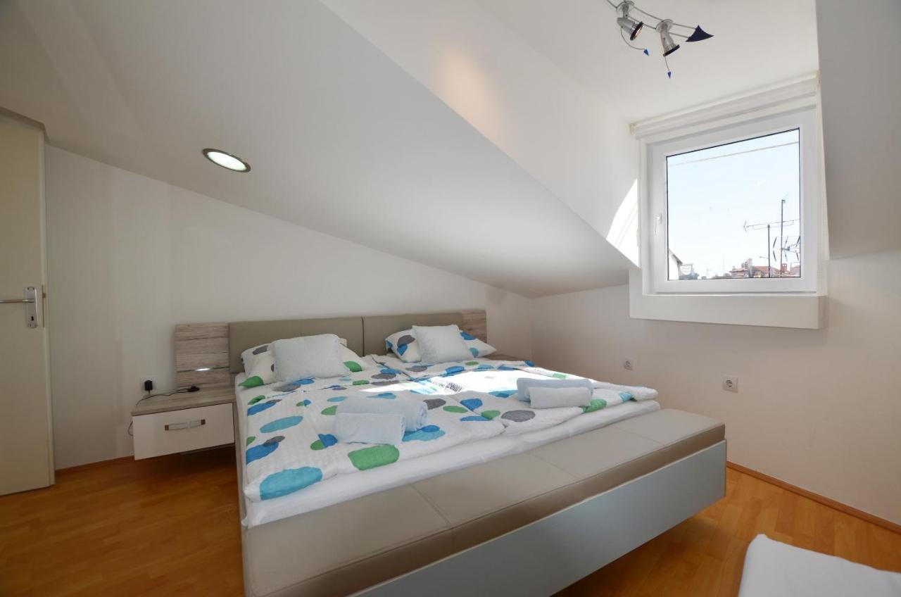 Peter Apartment 罗维尼 外观 照片