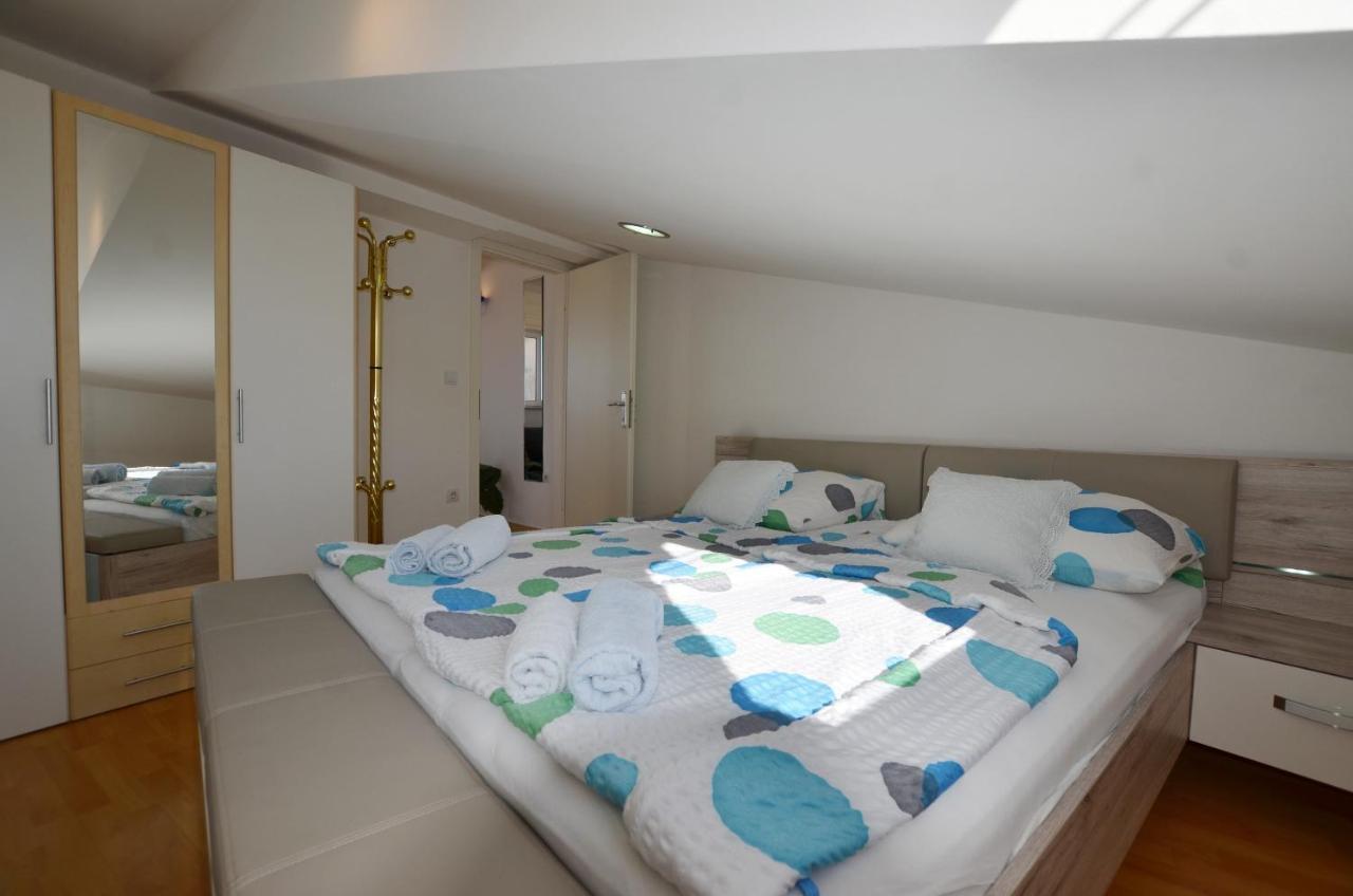 Peter Apartment 罗维尼 外观 照片