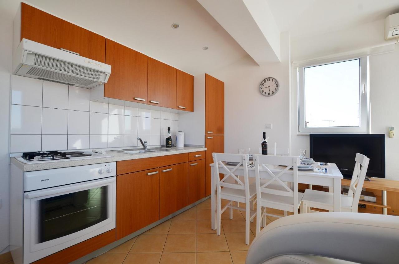 Peter Apartment 罗维尼 外观 照片
